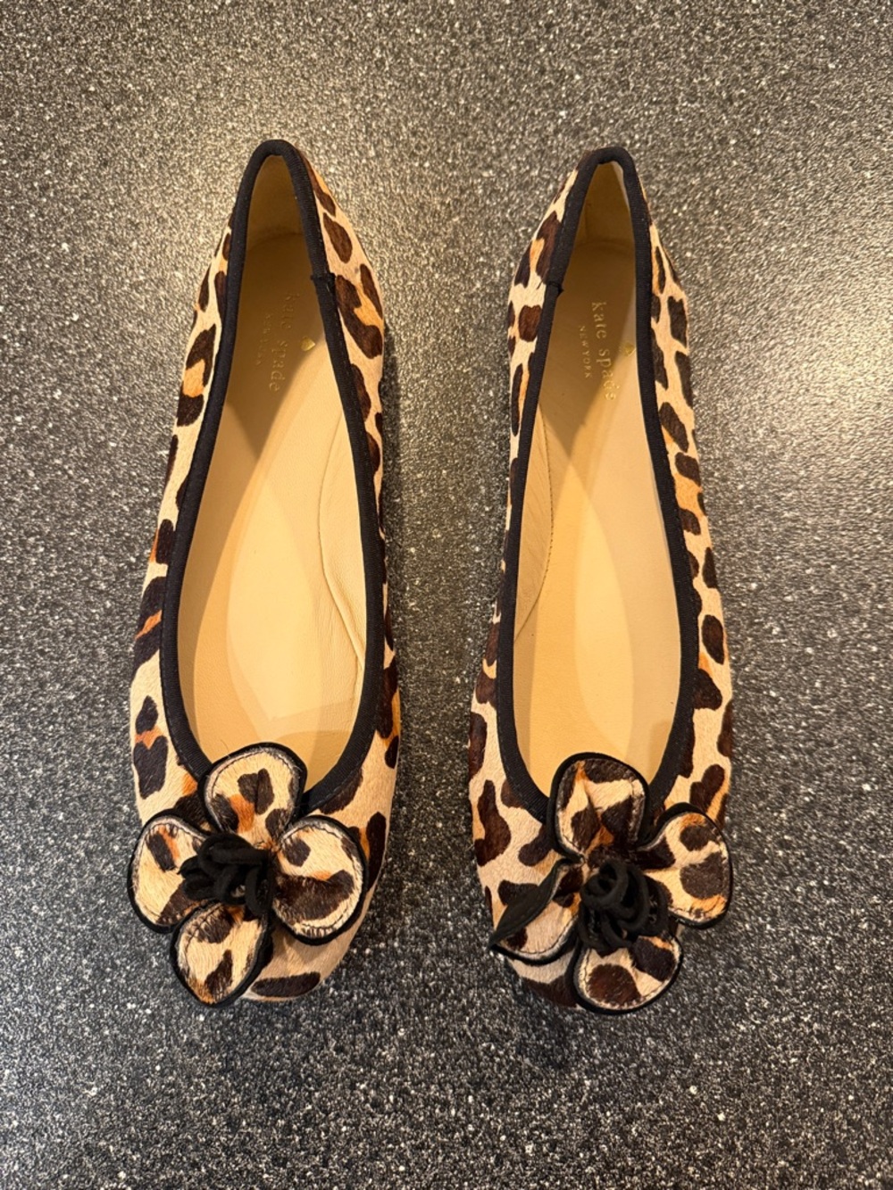 kate spade Leopard-Print Ballet Flats with Floral Bow - size 9.5